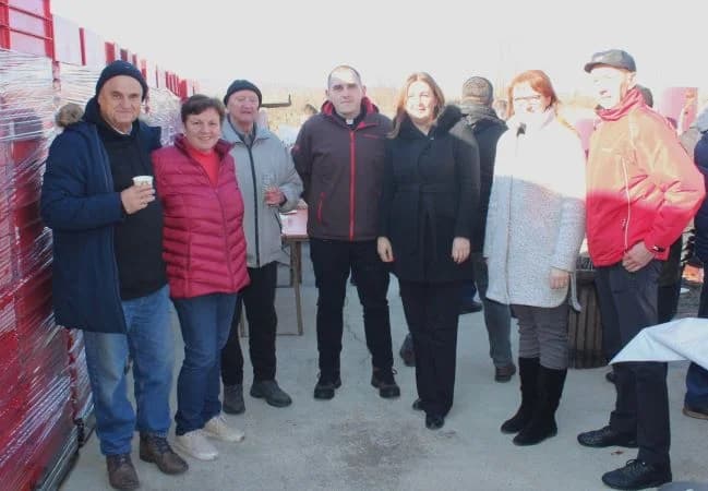 Svečano obilježili Vincelovo u tvrtki Vina Markota uz blagoslov vinove loze, pjesmu i druženje