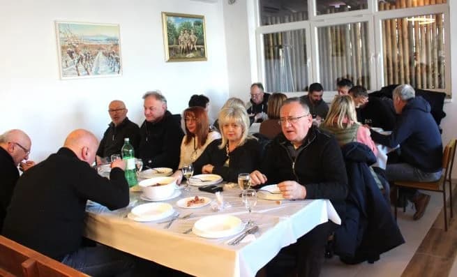 Svečano obilježili Vincelovo u tvrtki Vina Markota uz blagoslov vinove loze, pjesmu i druženje