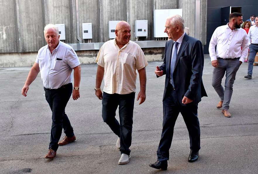 Napunjene festivalske butelje