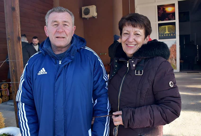 /FOTO/ Pojeden pršut od 12 kilograma i dvije stotine sarmi