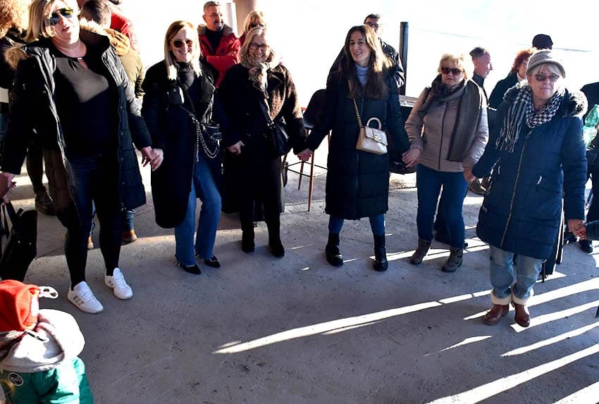 /FOTO/ Pojeden pršut od 12 kilograma i dvije stotine sarmi