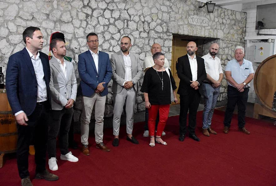 Napunjene festivalske butelje
