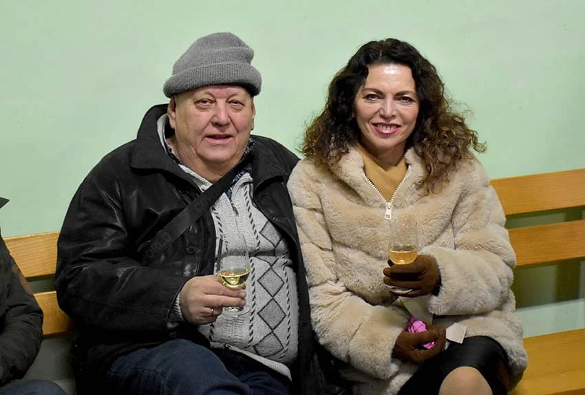 VINCELOVO KOD ENJINGIJA U HRNJEVCU: Brojni uzvanici slavili početak radova u vinogradu