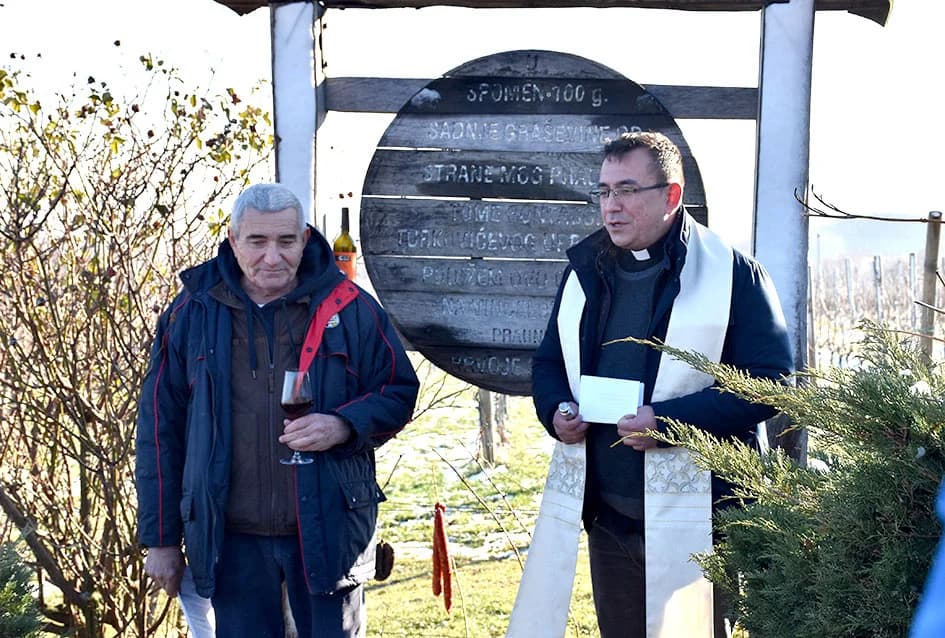 VINCELOVO U OBITELJI SONTACHI IZ KUTJEVA: Slavili 120 godina graševine