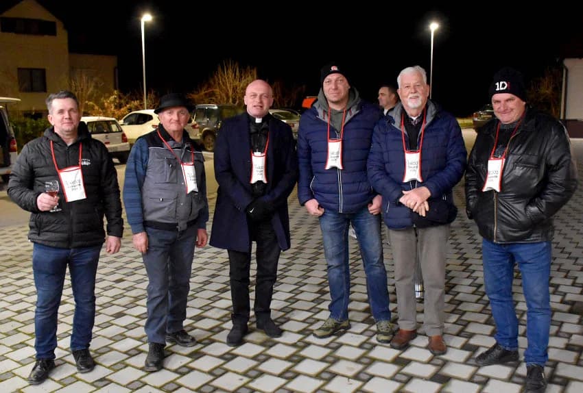 ČETVRTO BIŠKUPAČKO VINCELOVO: Zazvali blagoslov Sv. Vinka uz obilje jela i pića