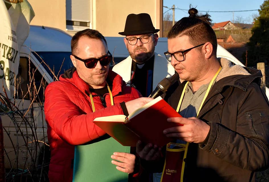 VETOVAČKO VINCELOVO: Uz orezano trsje, odabrana vina i domaće delicije Ivan Štivić i tamburaši razveselili stotine posjetitelja