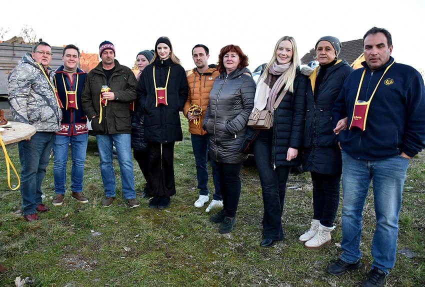 VETOVAČKO VINCELOVO: Uz orezano trsje, odabrana vina i domaće delicije Ivan Štivić i tamburaši razveselili stotine posjetitelja