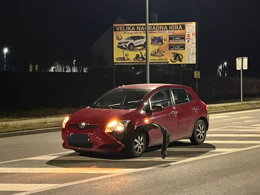 Jedna prometna nesreća s materijalnom štetom u drugoj bijeg vozača s mjesta nesreće