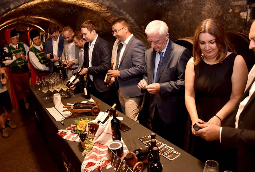 Napunjene festivalske butelje