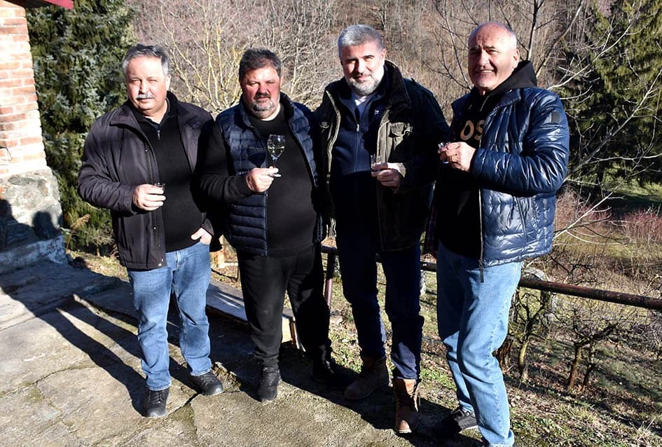 I TO SE DOGODILO U UDRUZI „VINO-KAP“ IZ KAPTOLA: Dugogodišnji predsjednik Novak postao napokon i vinogradar