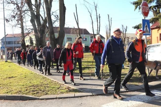 /FOTOGALERIJA/ Zimski vincelovski pohod do Starca i Viškovačkog grada