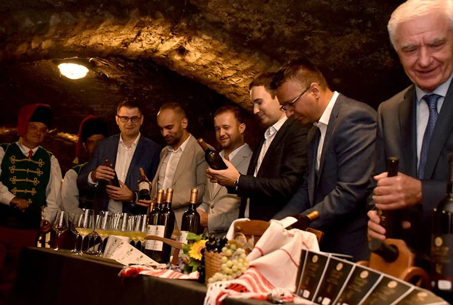 Napunjene festivalske butelje