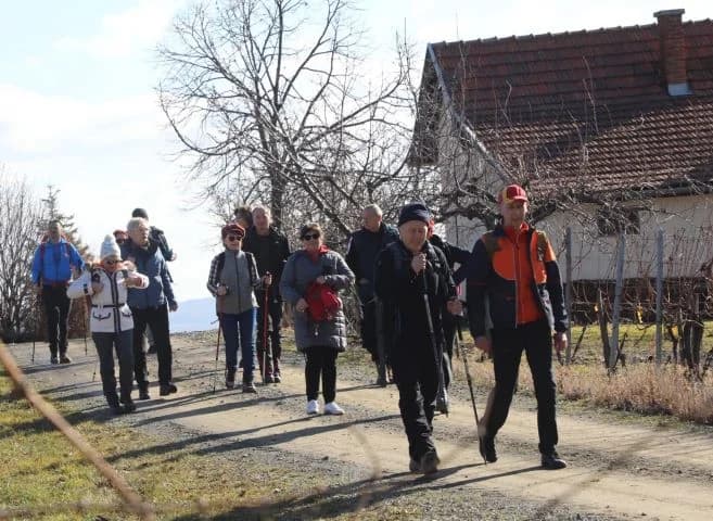 /FOTOGALERIJA/ Zimski vincelovski pohod do Starca i Viškovačkog grada