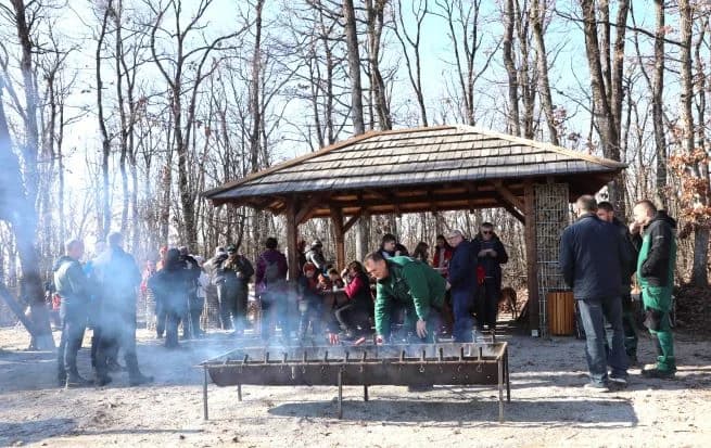 /FOTOGALERIJA/ Zimski vincelovski pohod do Starca i Viškovačkog grada
