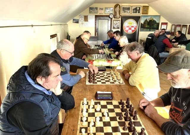 [FOTO] Pobjednik Pejo Martić iz Šahovskog kluba „Brestovac“