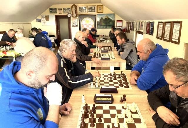 [FOTO] Pobjednik Pejo Martić iz Šahovskog kluba „Brestovac“