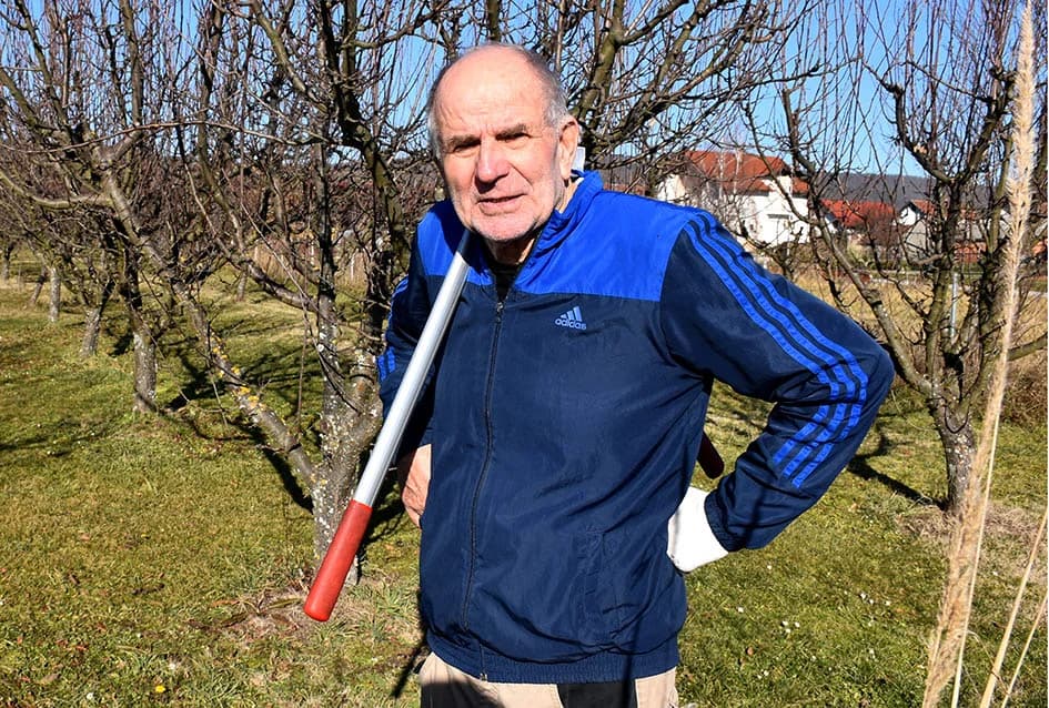 KUTJEVČANIN MARKO MARINIĆ STRASTVENI JE VOĆAR: Počeli radovi u voćnjaku