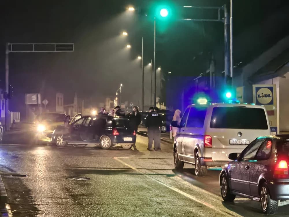 Jedna osoba ozlijeđena u prometnoj nesreći u Vidovcima