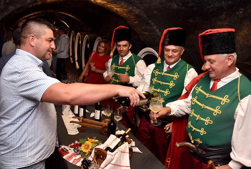 Napunjene festivalske butelje