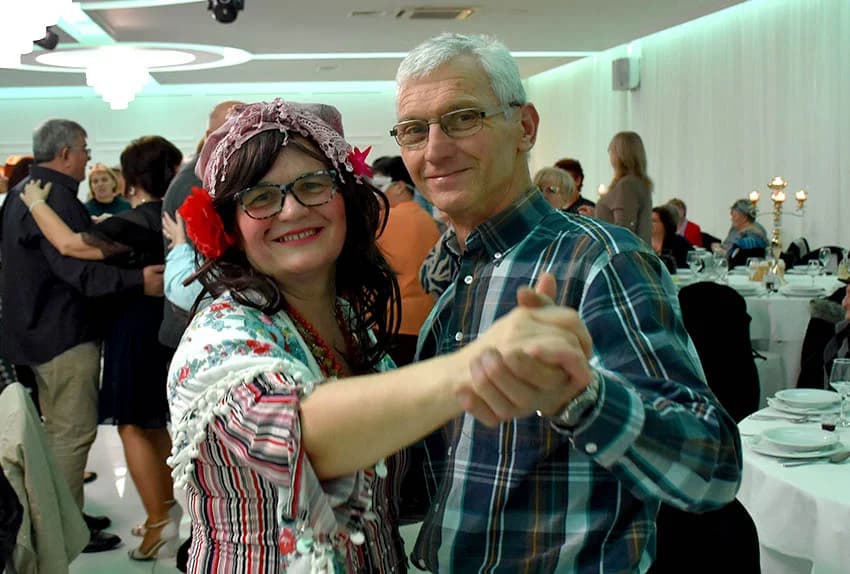 ODRŽAN MASKENBAL U POŽEŠKOJ SVEČANOJ DVORANI GLORIA: Maškare su i ludi su dani