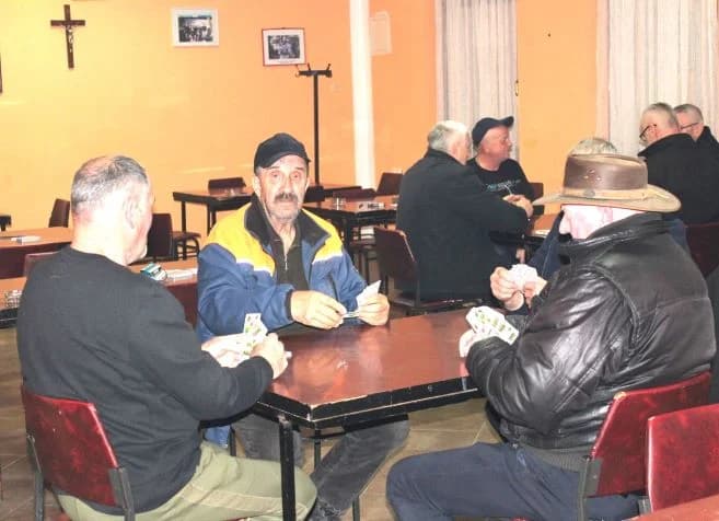 MEMORIJALNI TURNIR U BELI „ZDENKO VELETIĆ“: Pobjednička ekipa „Mira i Damir“, druga „Lakušija“