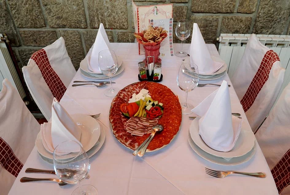 KULTNI RESTORAN „ČIČA MATA“ IZ VELIKE: Kod Grbe na fileke