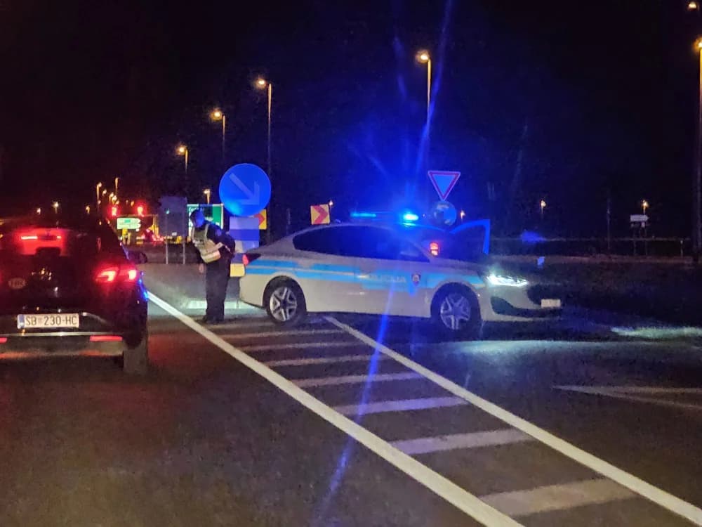 PRAVA DRAMA SA KRIJUMČARIMA MIGRANATA KOD N. GRADIŠKE: Dvojica u bijegu