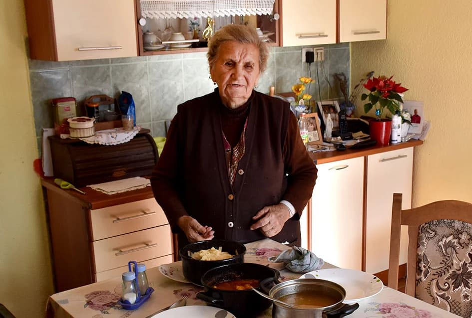 MARIJA JAGIČIĆ O POKLADNIM OBIČAJIMA BIŠKUPAČKOG KRAJA: Muški su se oblačili u ženske i obratrno