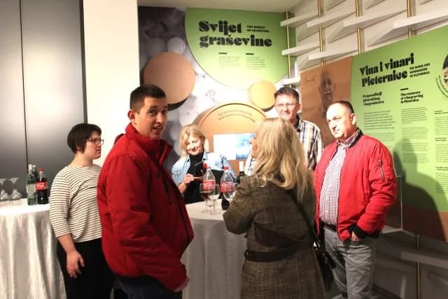 (FOTO) Svečano proslavljen prvi rođendan Muzeja bećarca u Pleternici