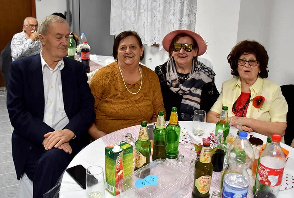 MASKENBAL MATICE UMIROVLJENIKA VELIKA: Rasplesani ulazak u korizmu i proslava Valentinova