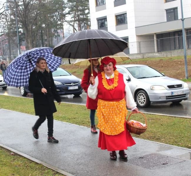MAŠKARE U PLETERNICI: Zanimljiv i sadržajan zabavni program u dvorani Terra Panonica