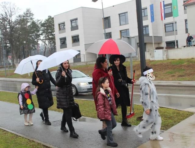 MAŠKARE U PLETERNICI: Zanimljiv i sadržajan zabavni program u dvorani Terra Panonica