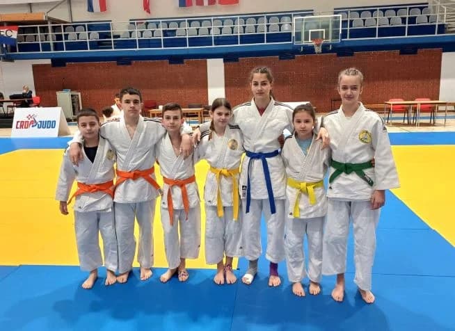 Odličan nastup na turniru u Čakovcu-osvojili  sedam medalja