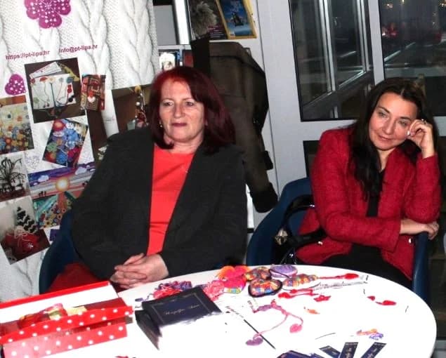 VALENTINOVO U PLETERNICI: Održana večer ljubavne poezije „Kaplja sna“