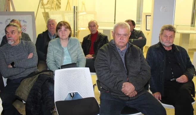 VALENTINOVO U PLETERNICI: Održana večer ljubavne poezije „Kaplja sna“