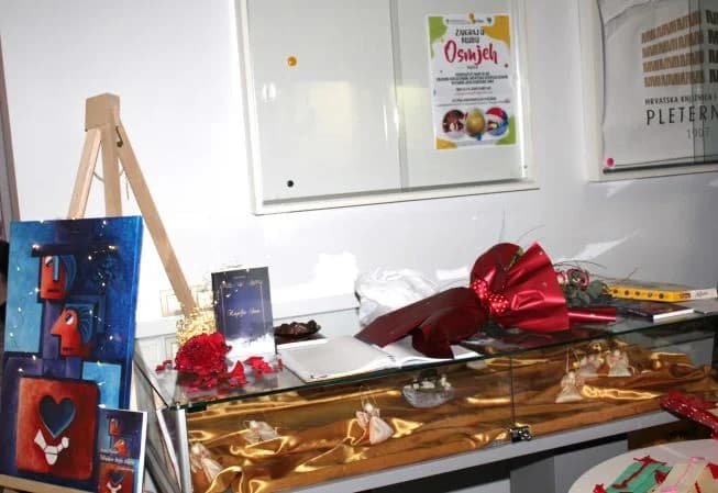 VALENTINOVO U PLETERNICI: Održana večer ljubavne poezije „Kaplja sna“