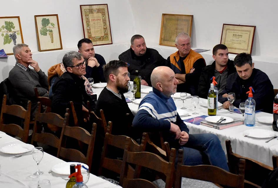 Uselili i uredili nove društvene prostorije