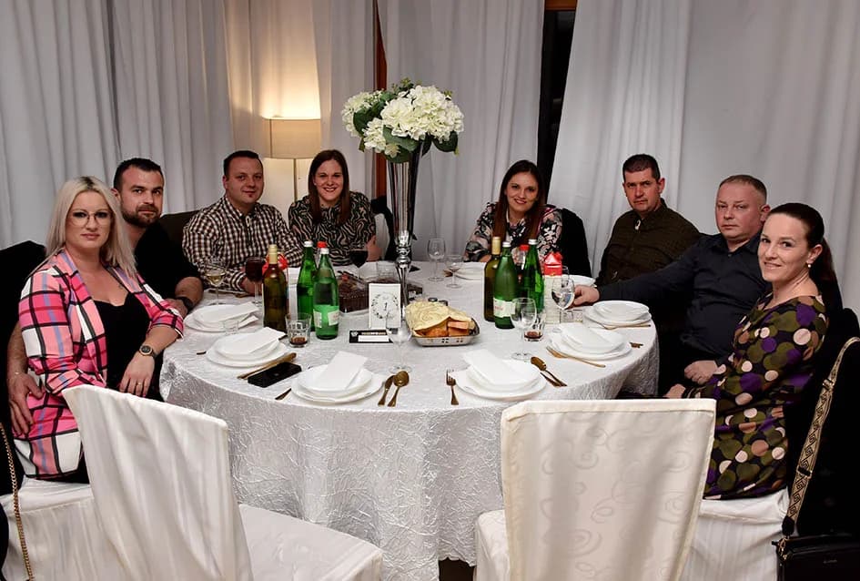 Lovci se veselili uz Ivana Štivića i Paore, bogatu tombolu i zanimljive igre