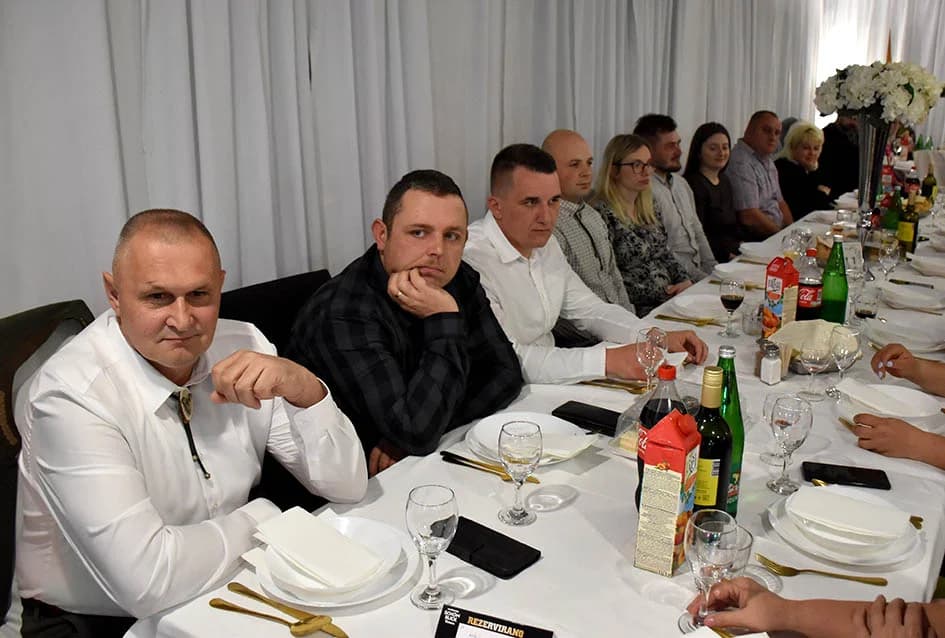 Lovci se veselili uz Ivana Štivića i Paore, bogatu tombolu i zanimljive igre