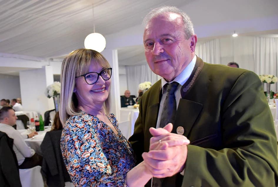Lovci se veselili uz Ivana Štivića i Paore, bogatu tombolu i zanimljive igre