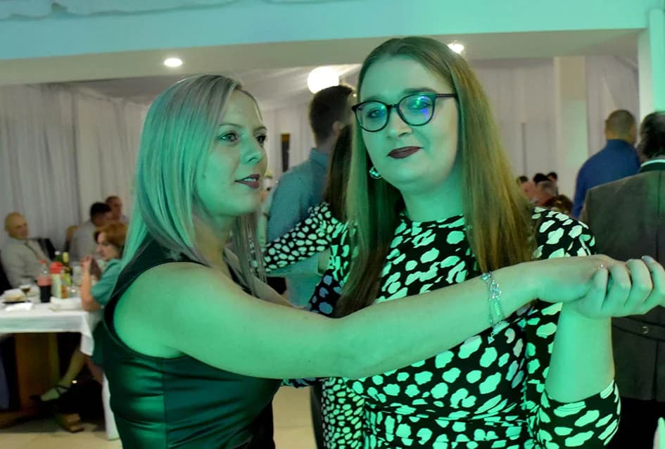 Lovci se veselili uz Ivana Štivića i Paore, bogatu tombolu i zanimljive igre