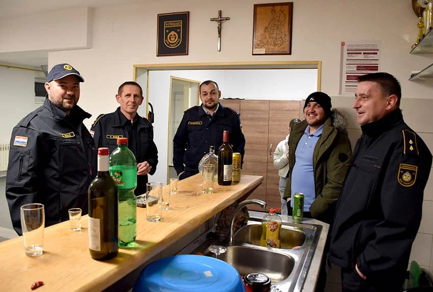 Željko Šarić, Marko Blažević i Josip Banović primili spomenice za dugogodišnji rad u vatrogastvu