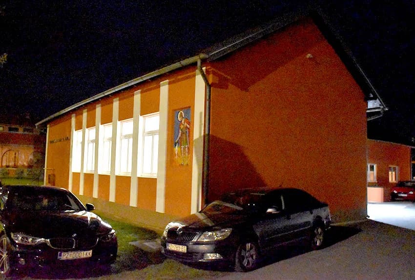 Spomenice za 40 godina u vatrogastvu primili Dubravko Tomašević, te Slavko i Drago Bartolović