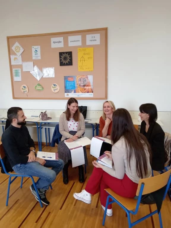 U Tjednu psihologije održana druga edukacija ʼPoMoZi Daʼ u Požeško – slavonskoj županiji