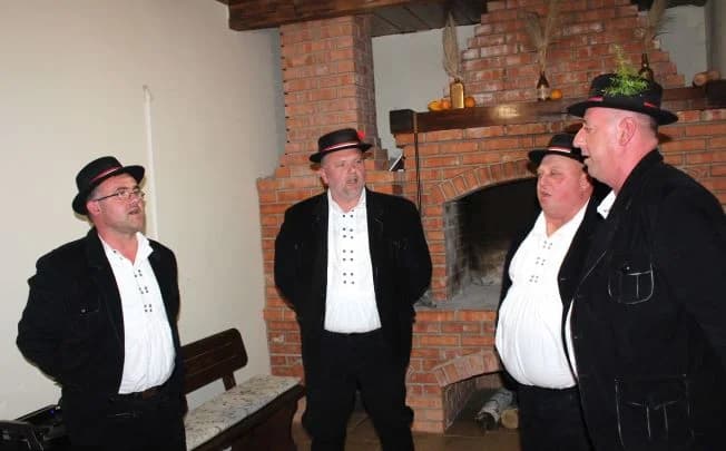 Pjesnička večer na imanju OPG-a Jakopović u Čaglinu