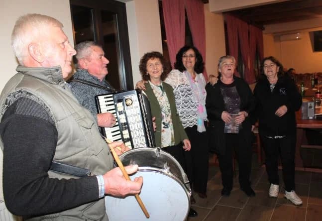Pjesnička večer na imanju OPG-a Jakopović u Čaglinu