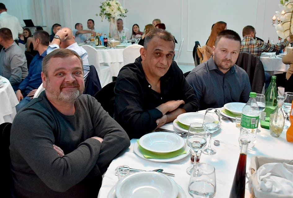 Veselilo  se 280 lovaca i njihovih prijatelja