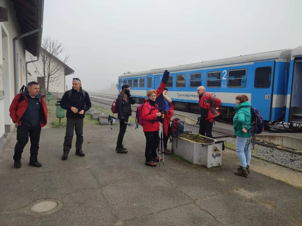 POHOD PO OKOLINI: Požeškom gorom od Pleternice do Požege išli su planinari požeškog Sokolovca