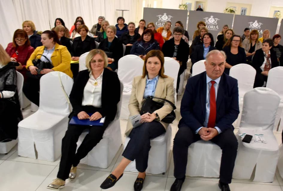 Požeška Udruga osoba sa invaliditetom provodi projekt „I treća dob u domu mom“ kroz koji 30 žena pomaže starim osobama