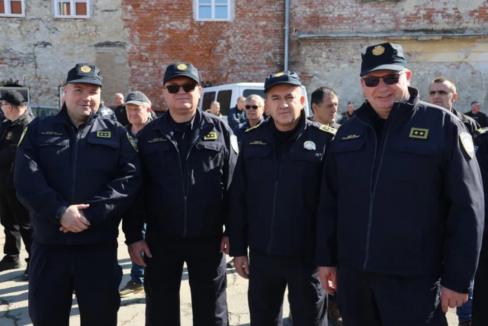 /FOTO-VIDEO/ Proslavljena hrabrost i odlučnost čovjeka koji je u Pakracu bio spreman dati vlastiti život